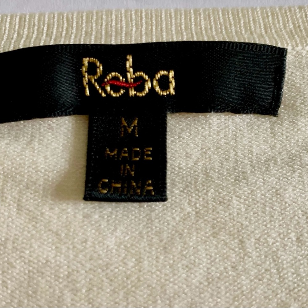 REBA Ruched Top Size M - Picture 4 of 8
